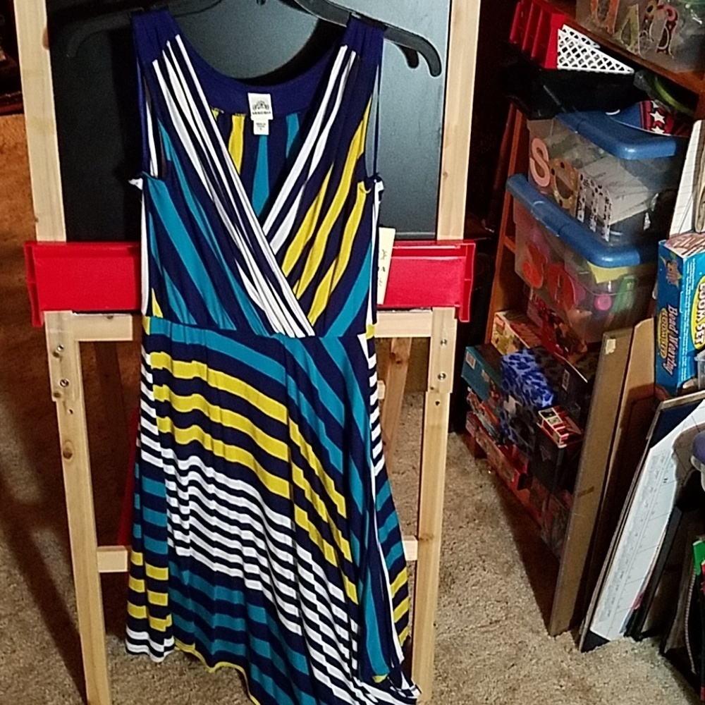 SANGRIA Small Sleeveless Striped Angled Dress.